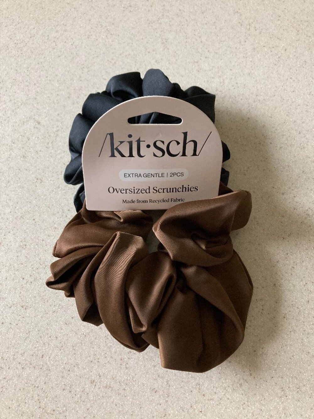NWT Kitsch Oversized Scrunchies 2 Pack